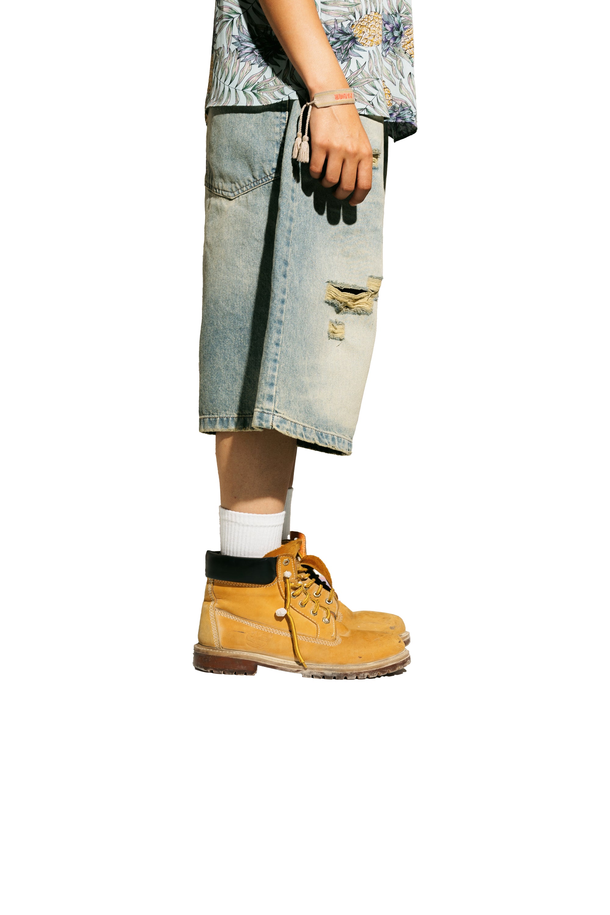 The KIK-Dirty Ripped Denim Jorts